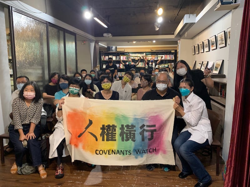 被以所谓颠覆国家政权罪,遭中国囚禁五年的人权工作者李明哲获释返台,20日首次公开演讲。(记者夏小华摄)
