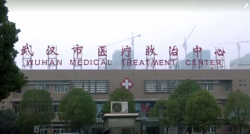 中国中央电视台报道,武汉不明肺炎病原体,初步判定为新型冠状病毒。(视频截图/CCTV/路透社)